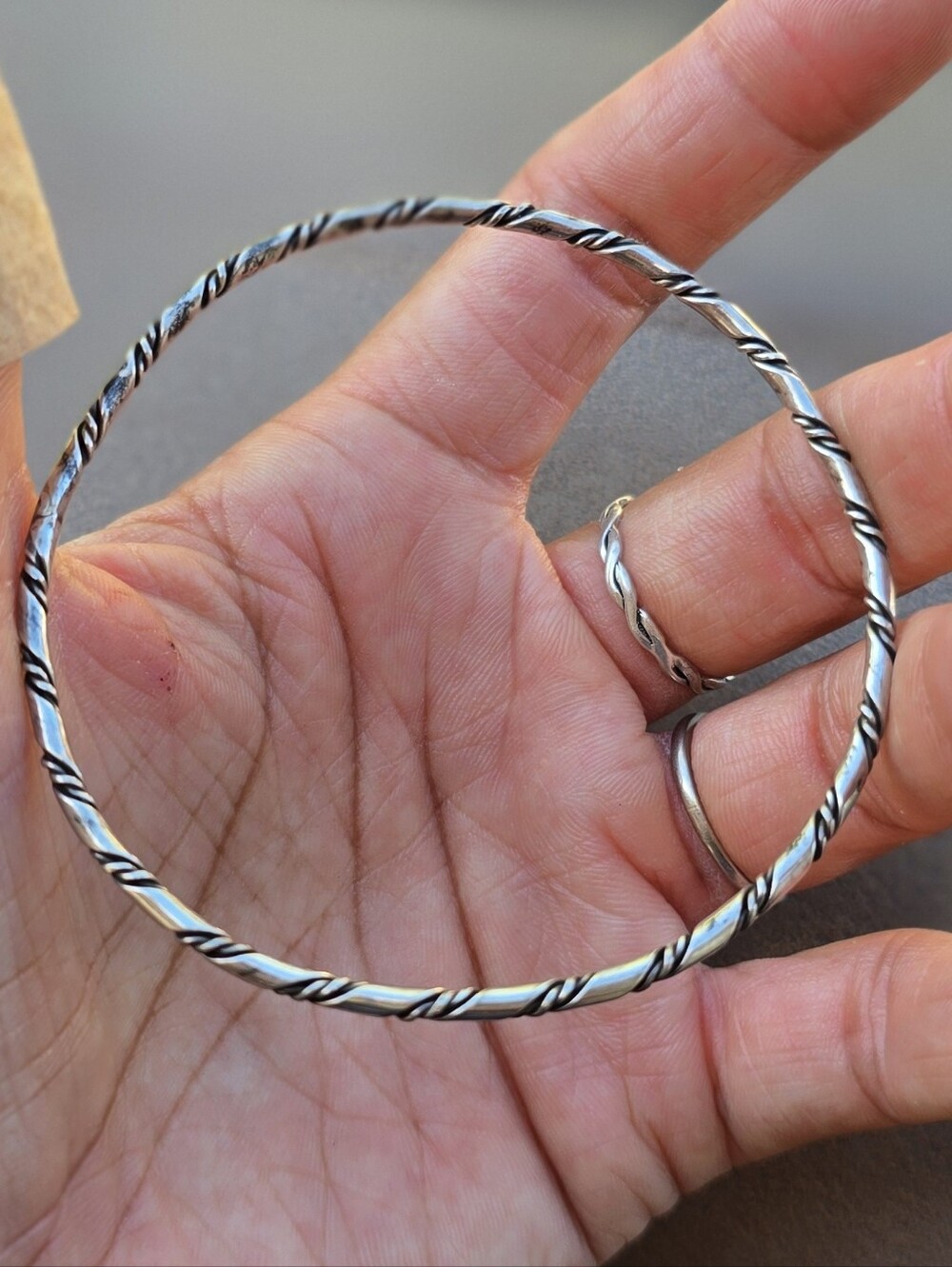 Vintage Native American sterling silver twisted rope border smooth handwrought